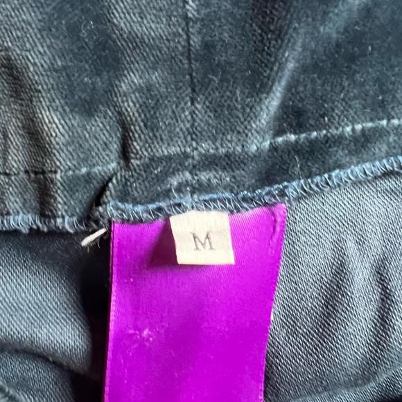 Shorts - Picture 6 of 7